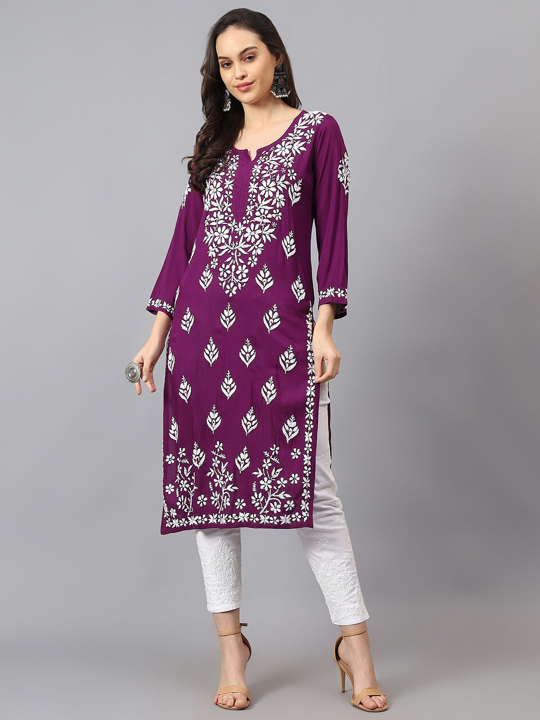 

Nazaqat Ethnic India Floral Embroidered Chikankari Notch Neck Straight Kurta, Magenta