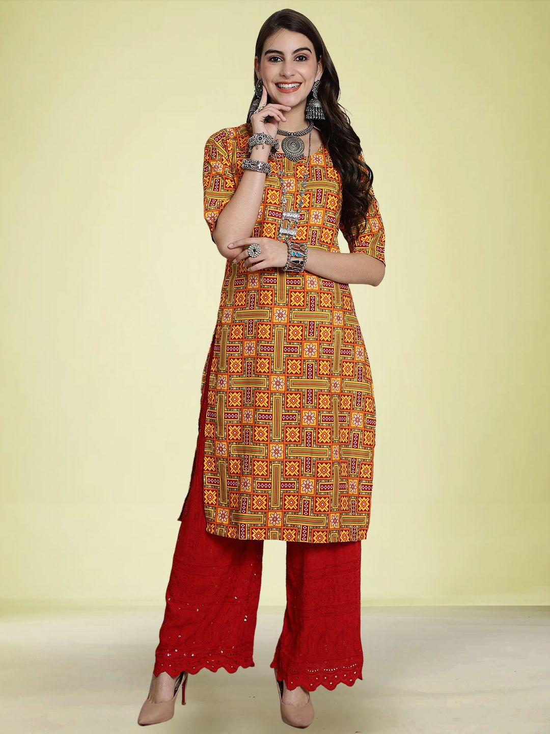 

Moda Rapido Geometric Printed Round Neck Straight Kurta, Mustard