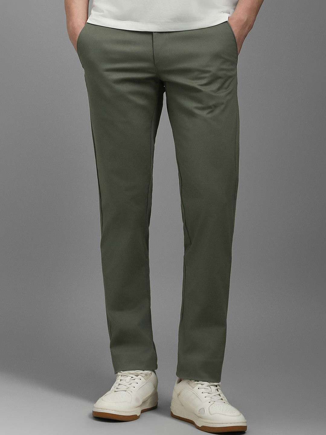 

Louis Philippe Sport Men Slim Fit Trousers, Olive