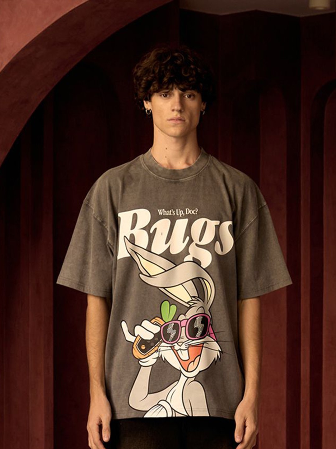 

Bonkers Corner Men Bugs Bunny Graphic Printed Round Neck Cotton Oversized T-shirt, Grey