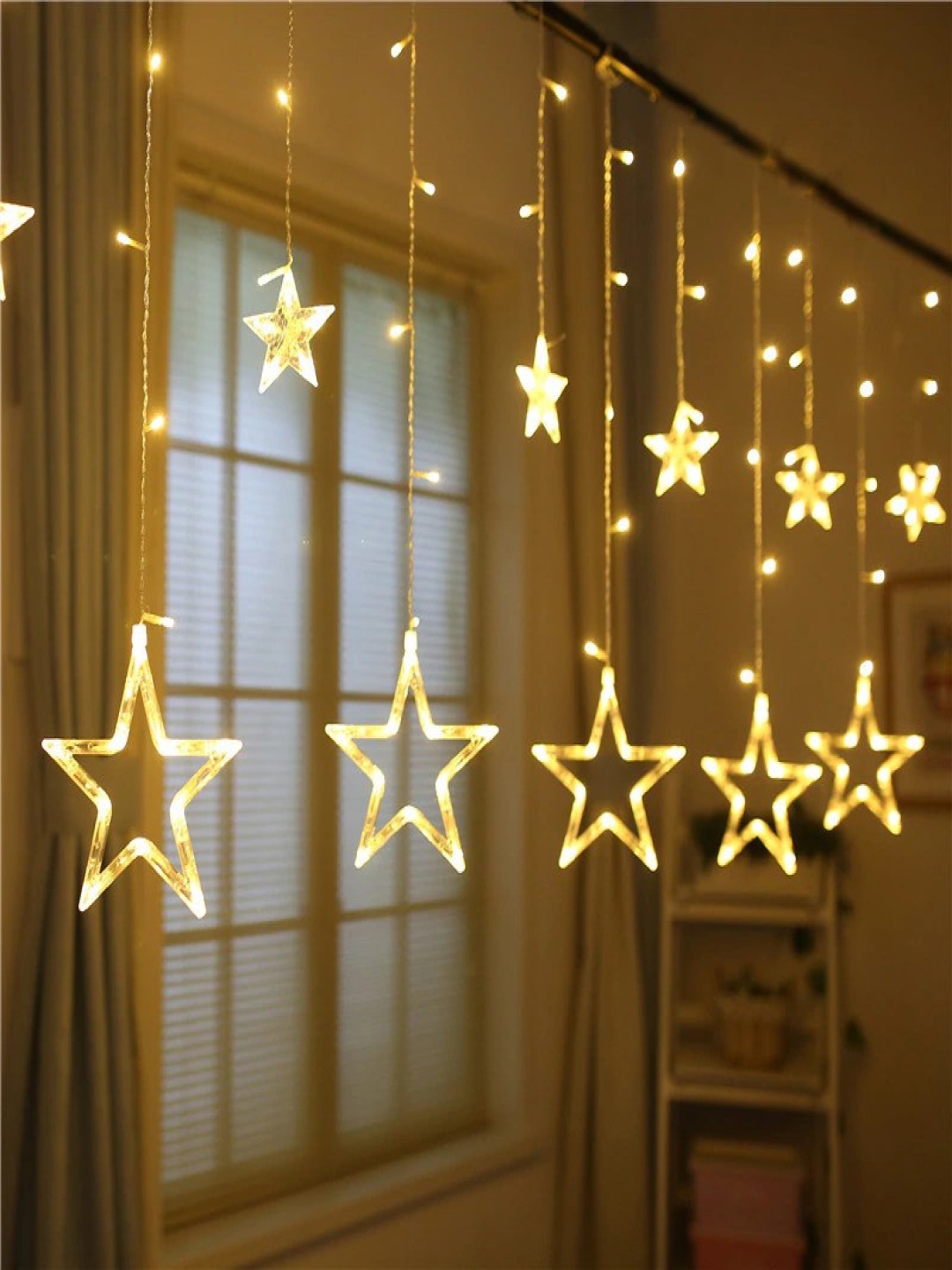 

SPARK WORLD Yellow Star Shape String Lights