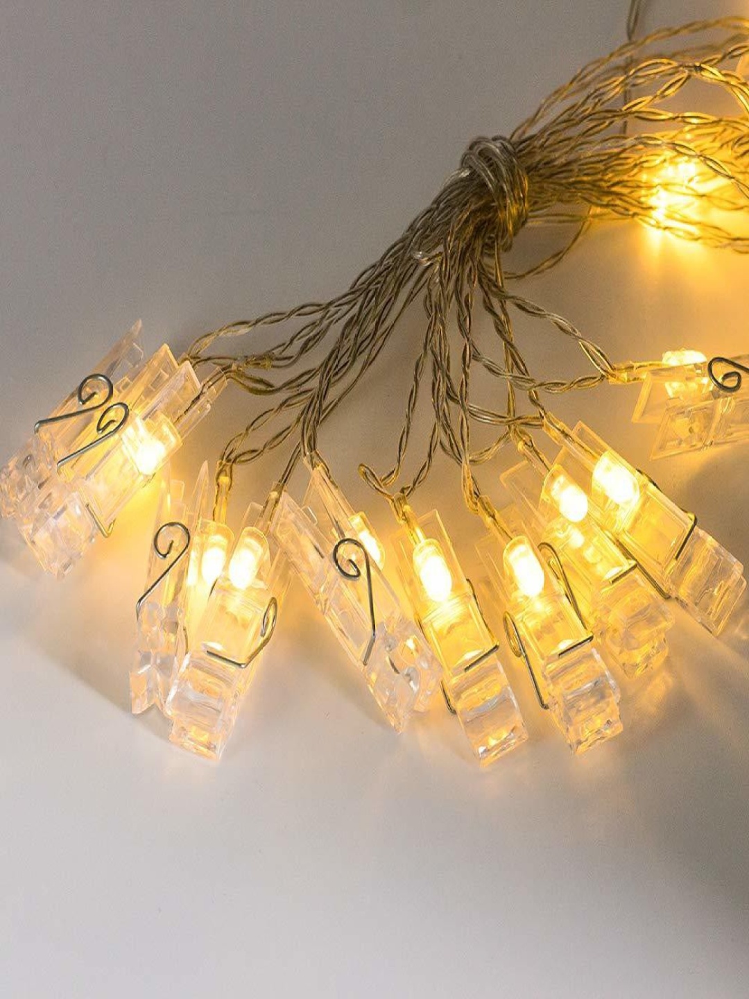 

SPARK WORLD Yellow Photo Clip-Shaped String Lights
