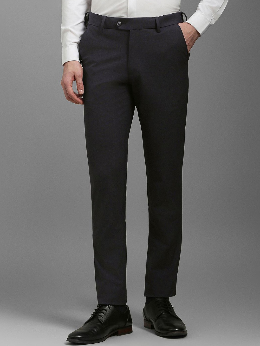 

Louis Philippe Men Checked Slim Fit Trousers, Grey