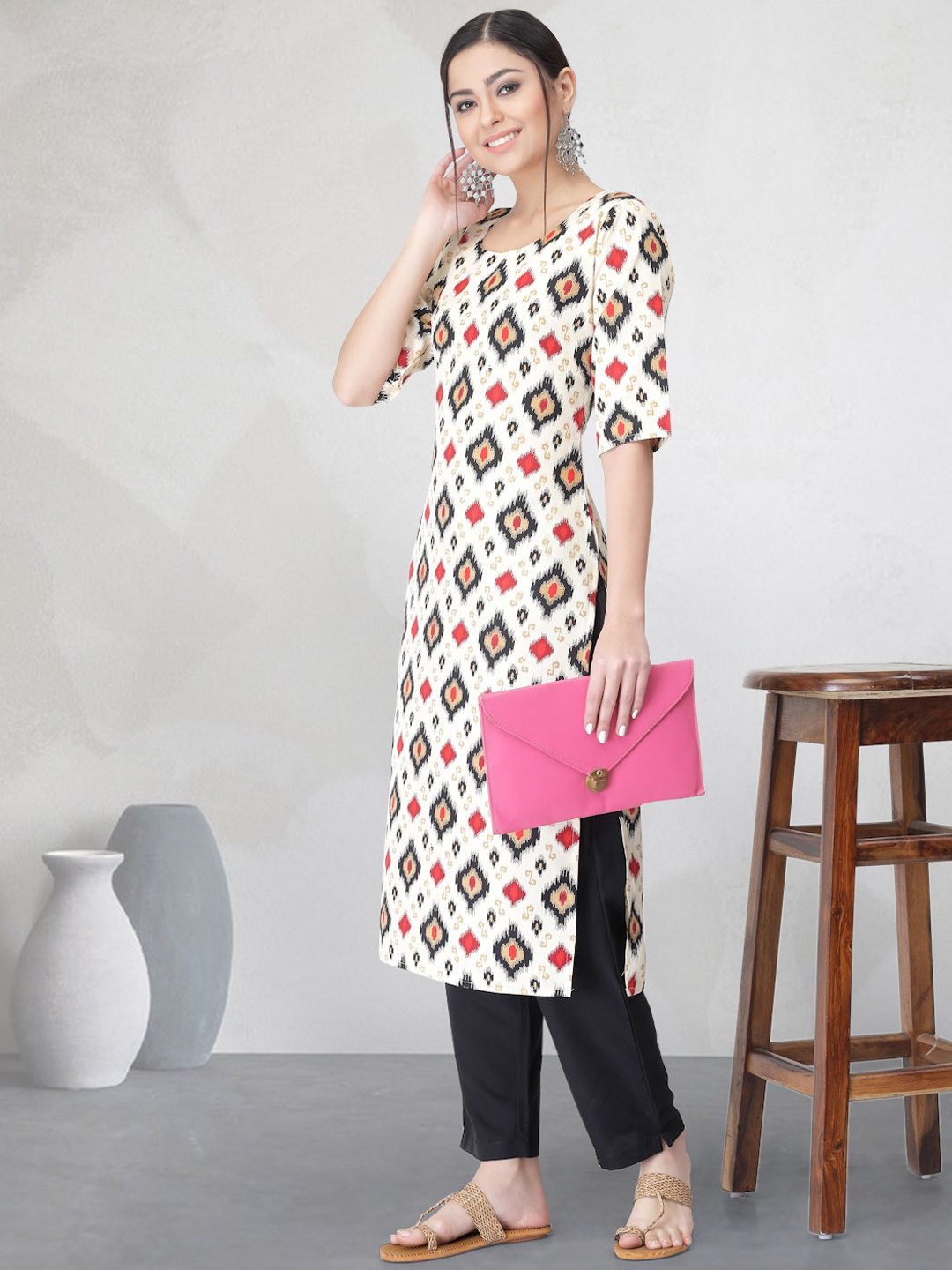 

7Threads Ethnic Motifs Printed Round Neck Straight Kurta With Trousers, White