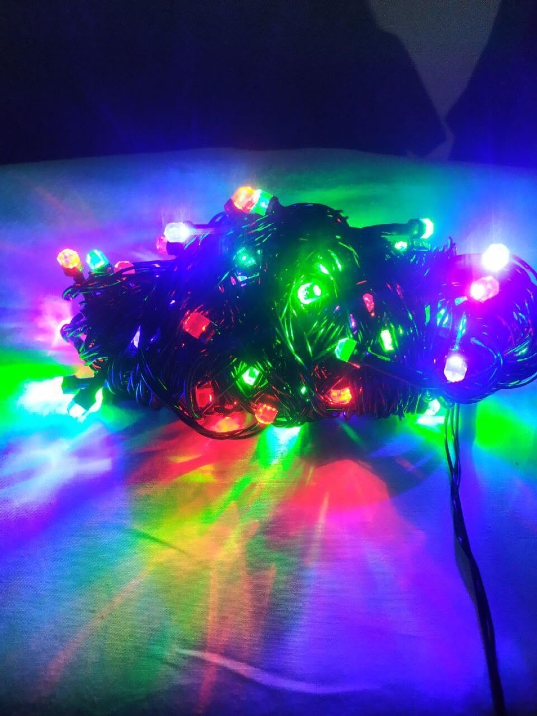 

SPARK WORLD Red & Green Rice-Shaped String Lights
