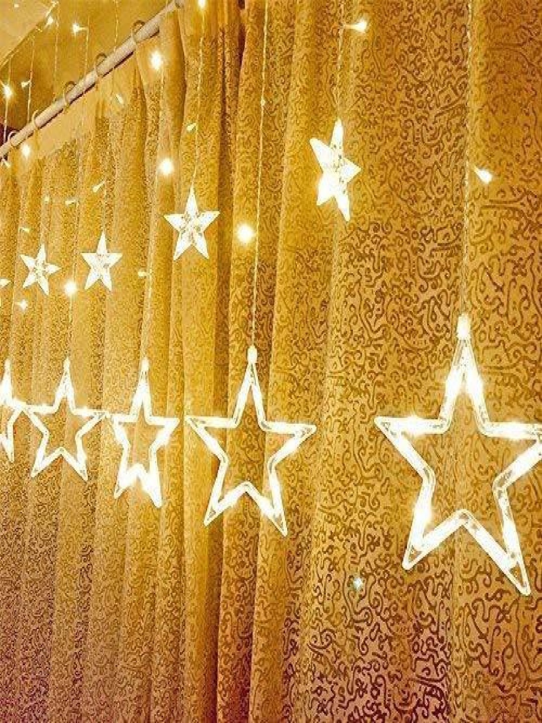 

SPARK WORLD 138 Yellow Star Shaped LED String Lights