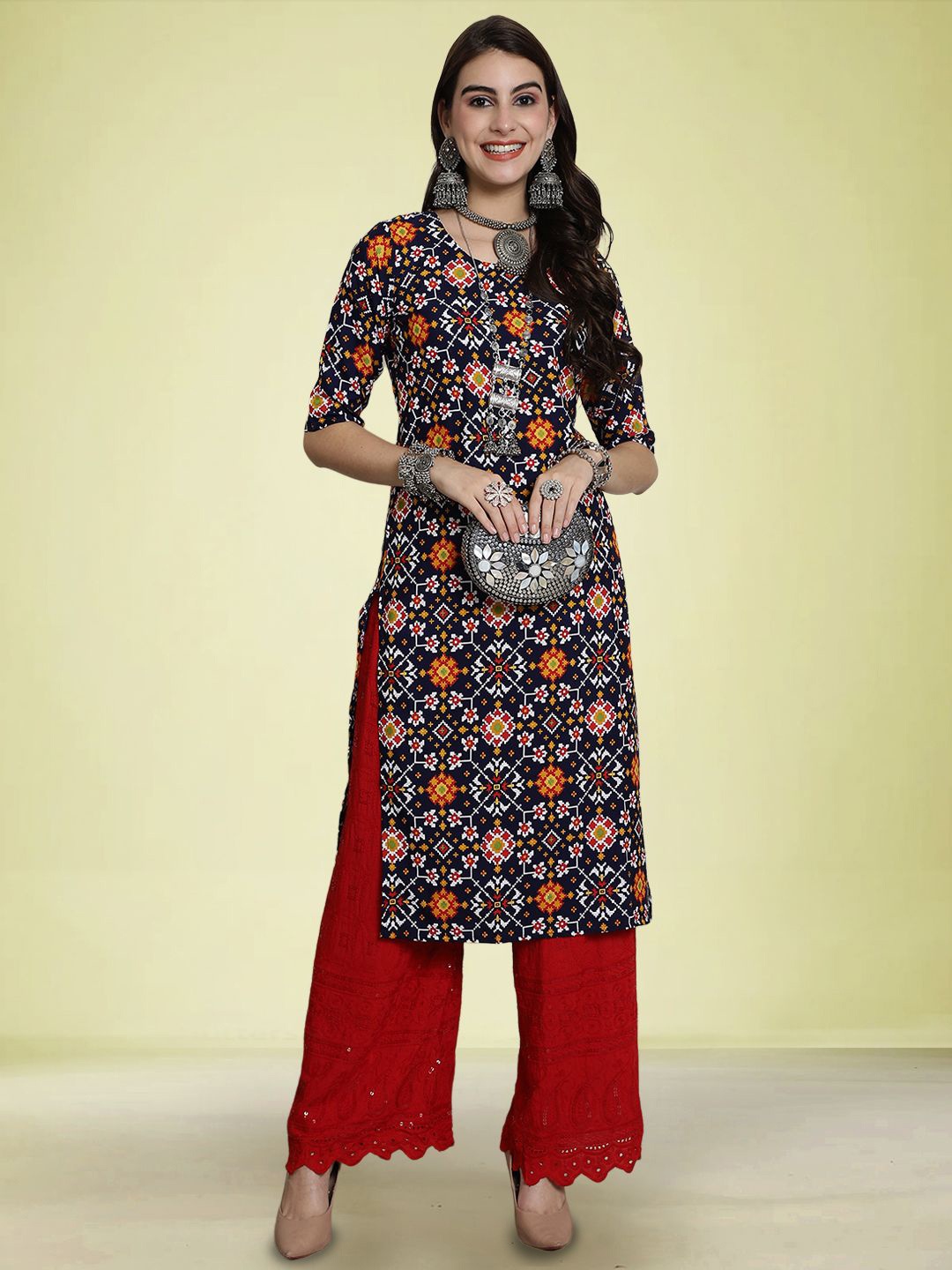 

Moda Rapido Ethnic Motifs Printed Round Neck Straight Kurta, Black