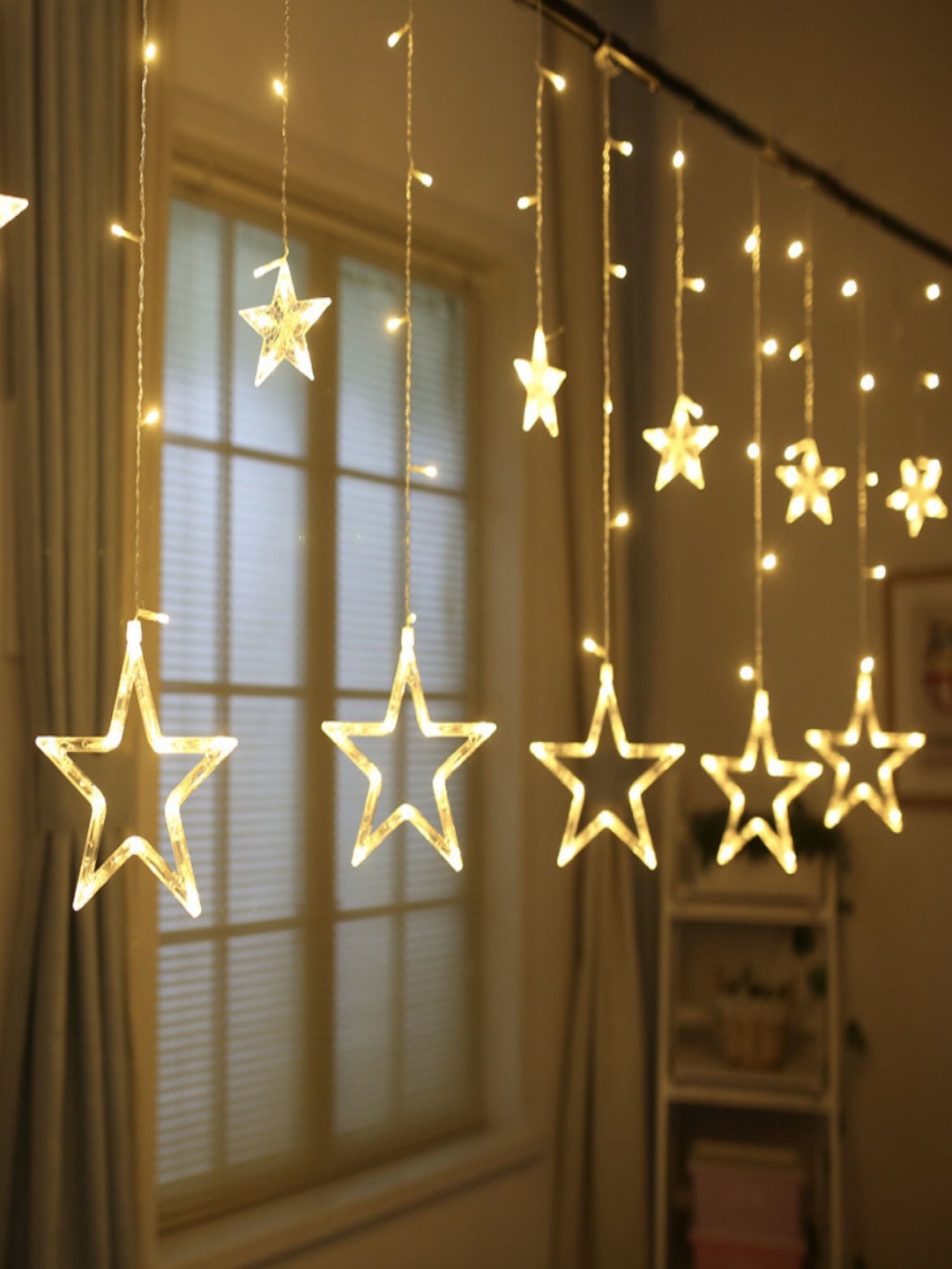 

ENORMITY Yellow Star Shape String Lights