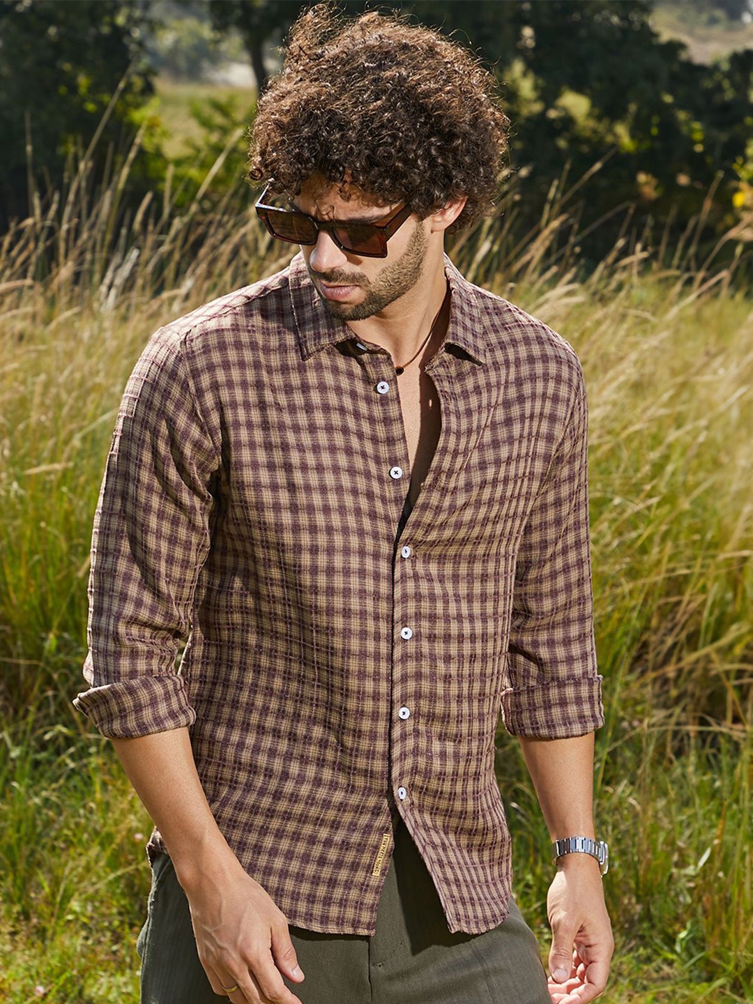 

Campus Sutra Men Comfort Fit Spread Collar Textured Cotton Casual Shirt, Brown