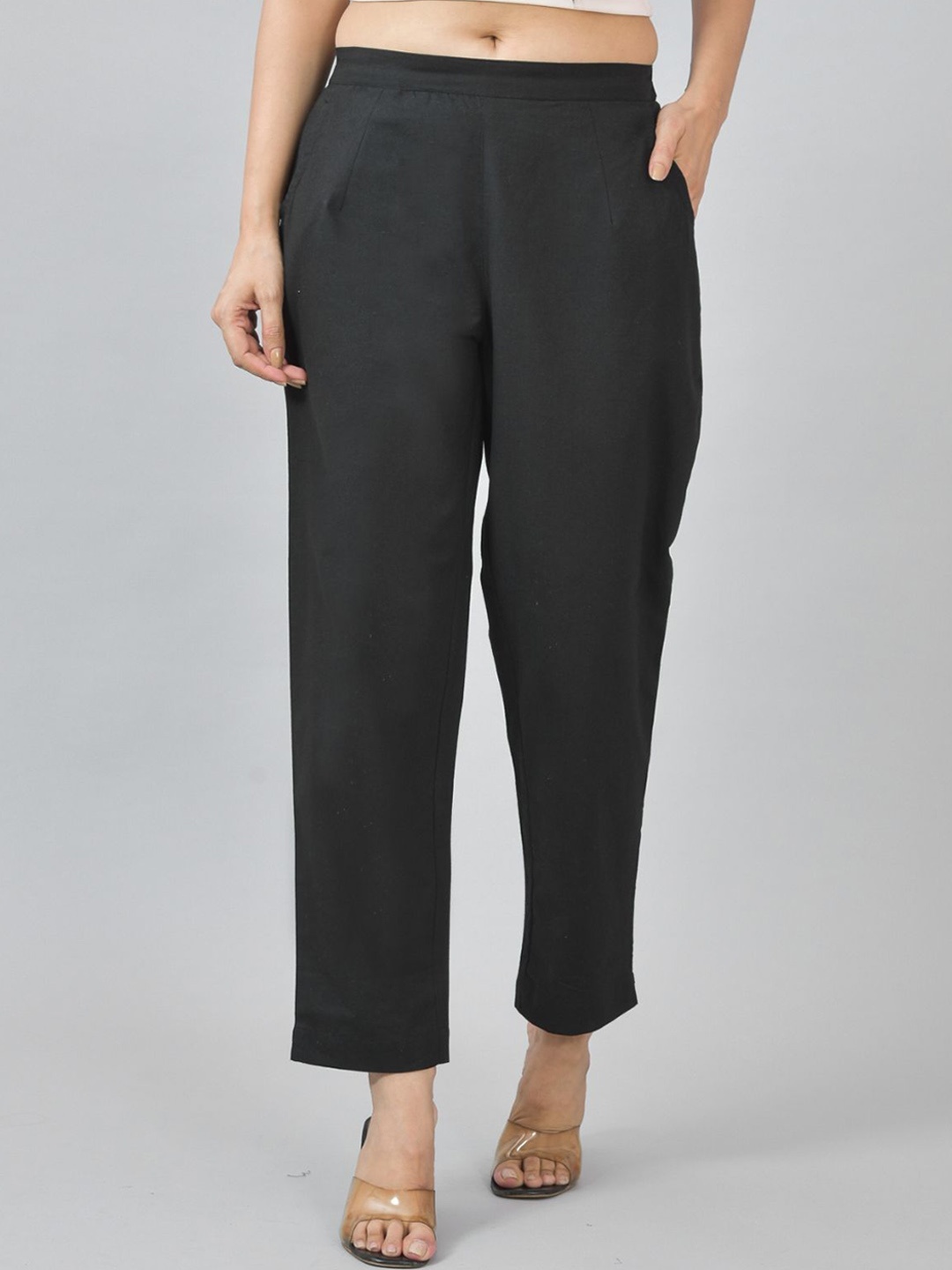 

GiftyBasket Women Relaxed Regular Fit Mid-Rise Cotton Cigarette Trouser, Black