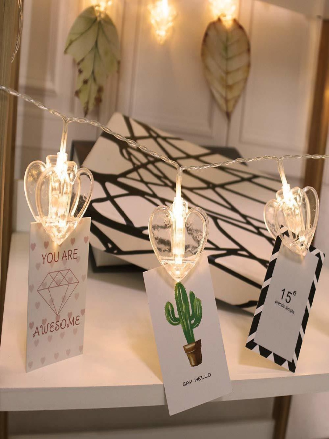 

ENORMITY Yellow Heart Shape String Light