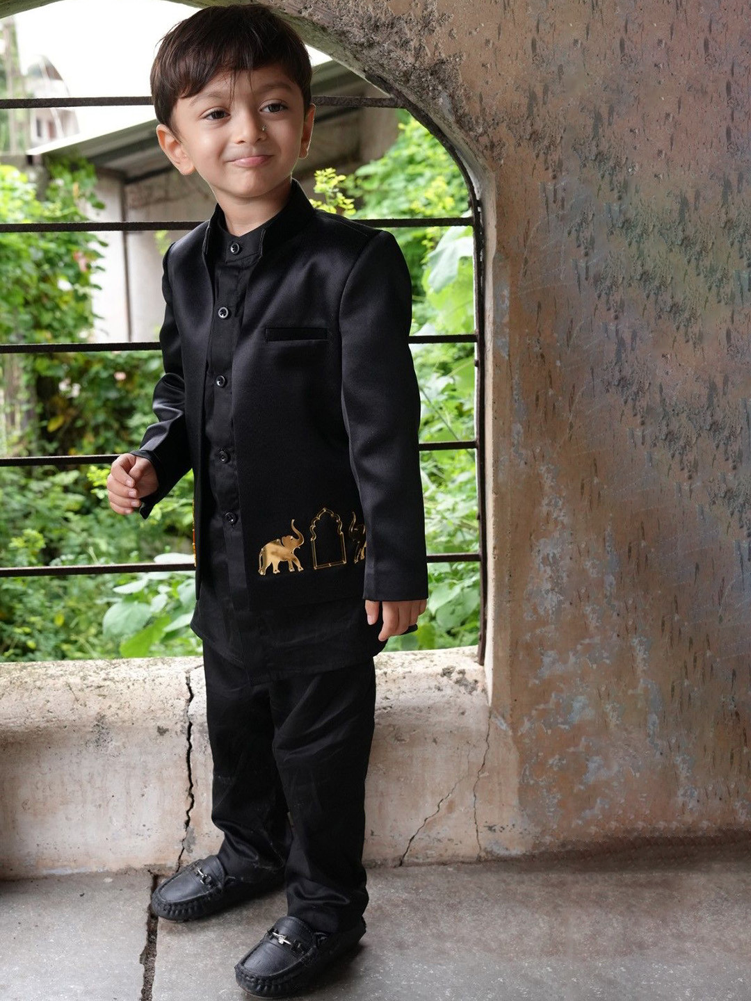 

Funny Bones Clothings Boys Band Collar Straight Kurta With Trousers & Jodhpuri Blazer, Black