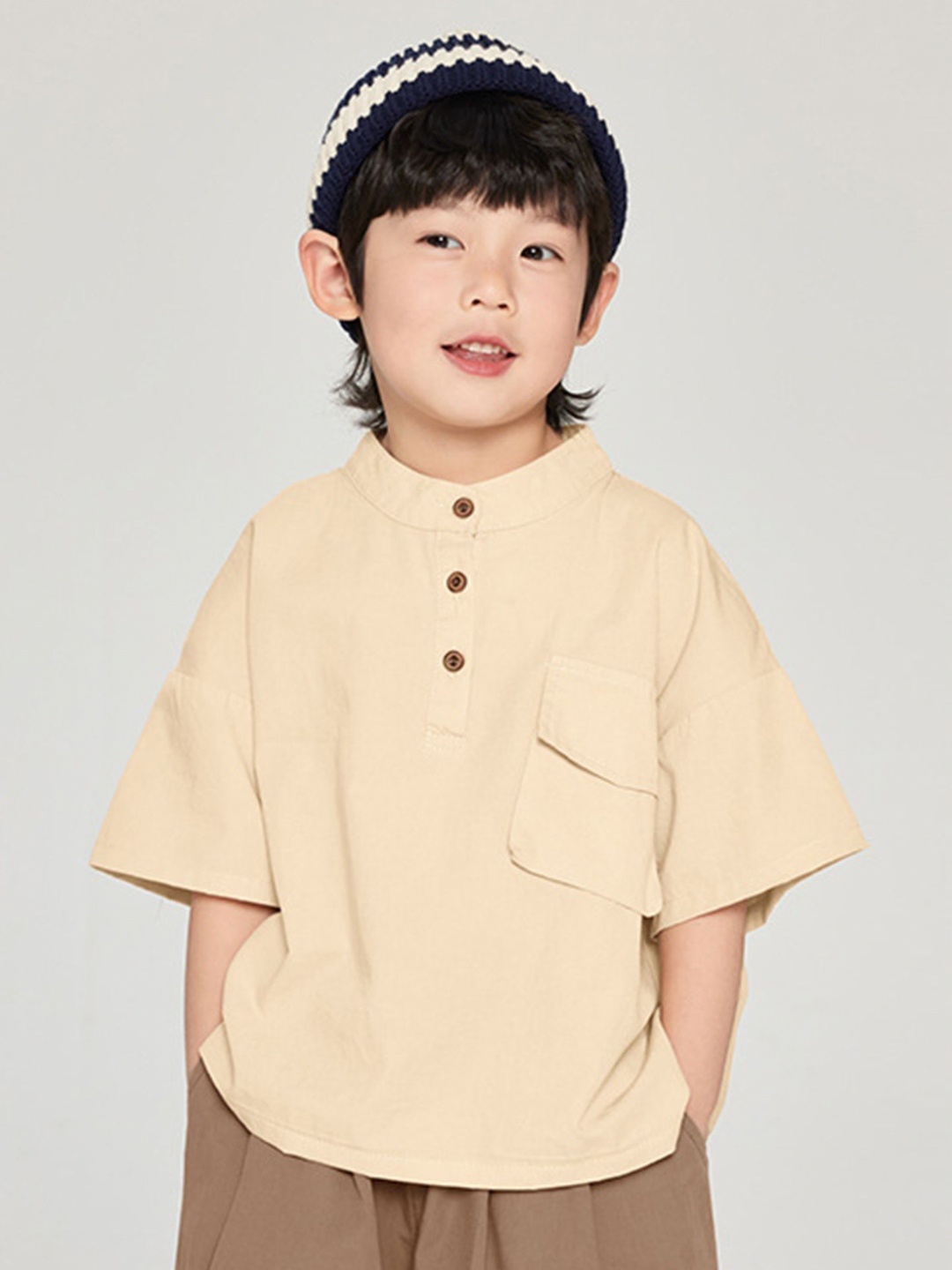 

LULU & SKY Boys Mandarin Collar Drop-Shoulder Sleeves Pockets Boxy T-shirt, Beige