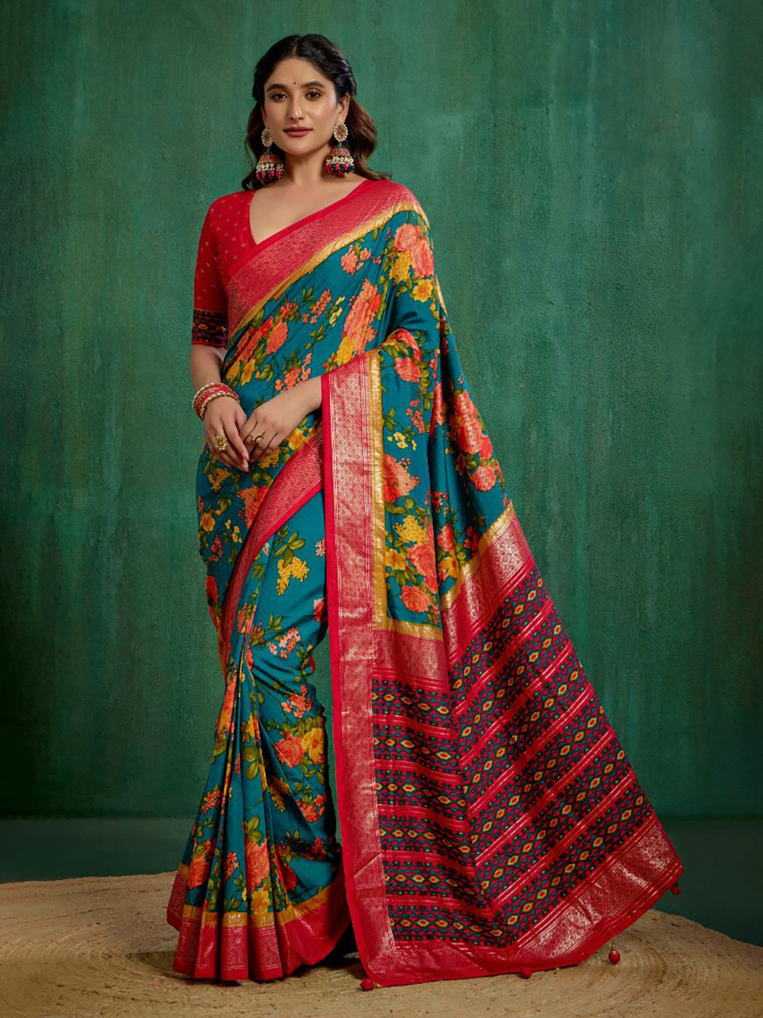 

TIRA Floral Printed Ready to Wear Saree, Green