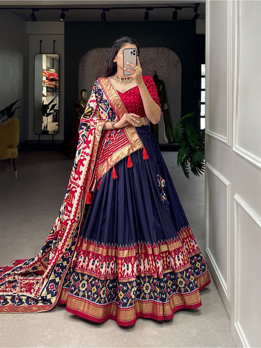 

RADHVI BIZ Printed Ready to Wear Lehenga & Semi-Stitched Blouse With Dupatta, Navy blue
