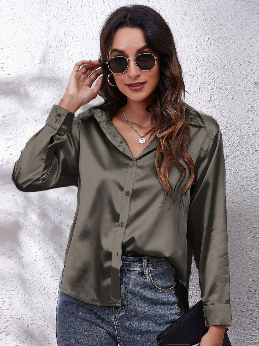 

Oh Rare Women Spread Collar Solid Casual Shirt, Green