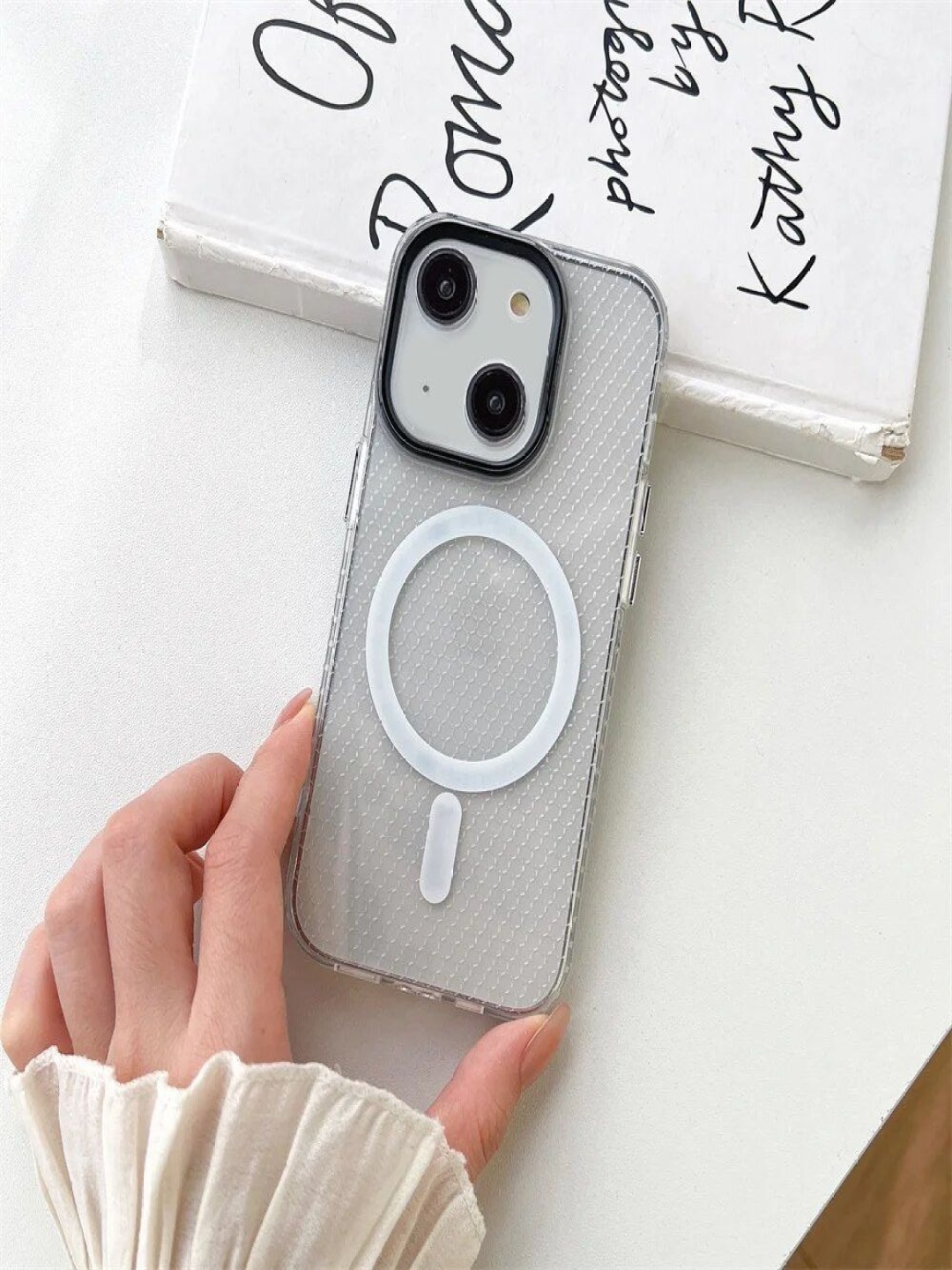 

Luxury Kase LK085 Solid iPhone 13 Beehive Texture Magnetic Back Case, Transparent
