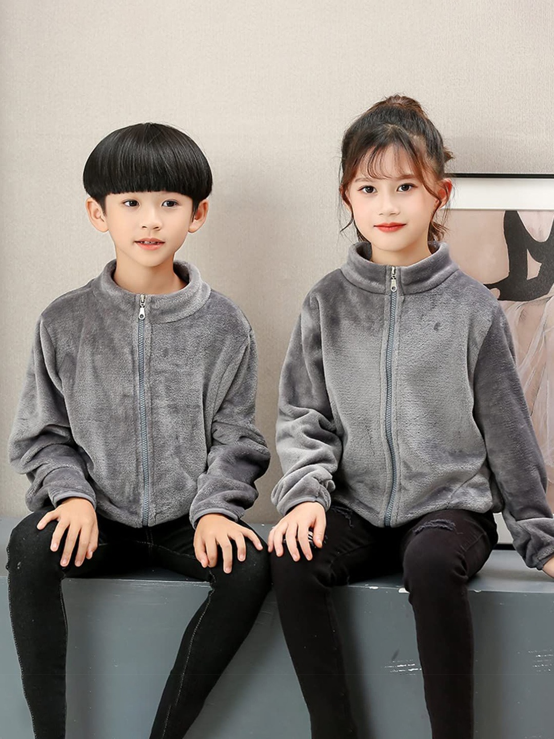 

MOMISY Kids Cotton V-Neck Cardigan, Grey
