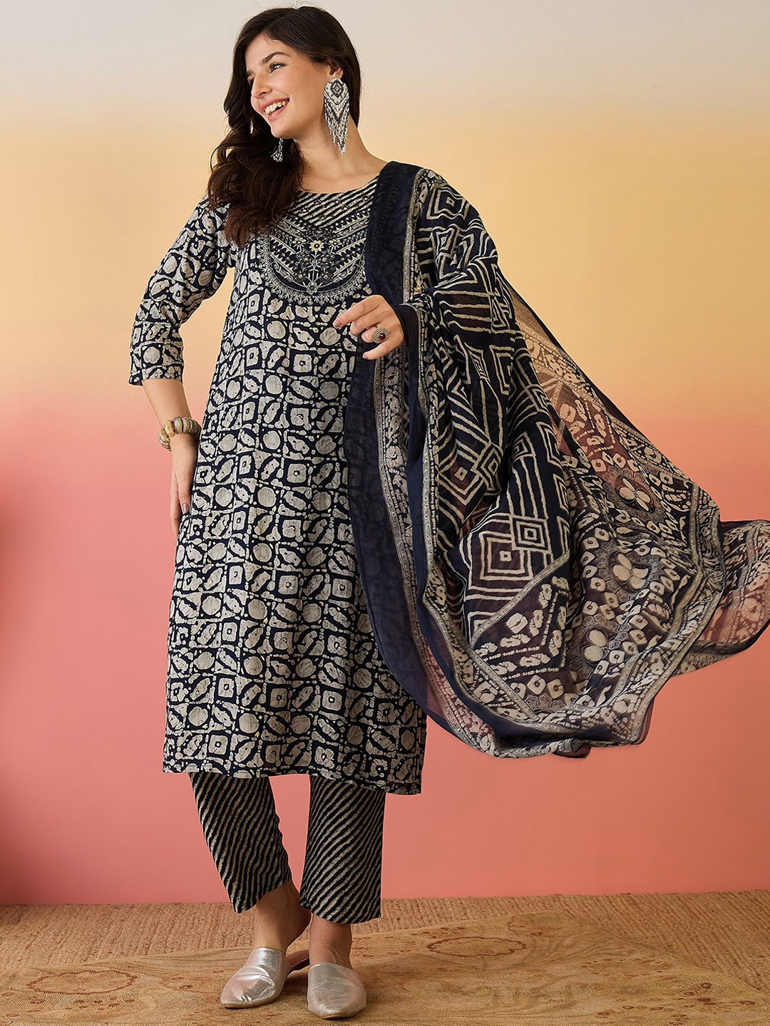 

Sangria Black Abstract Printed Straight Kurta With Trouser And Dupatta