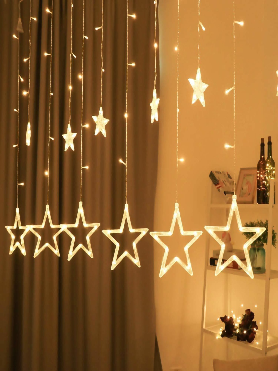 

SPARK WORLD 138 Yellow Star Shaped LED String Lights