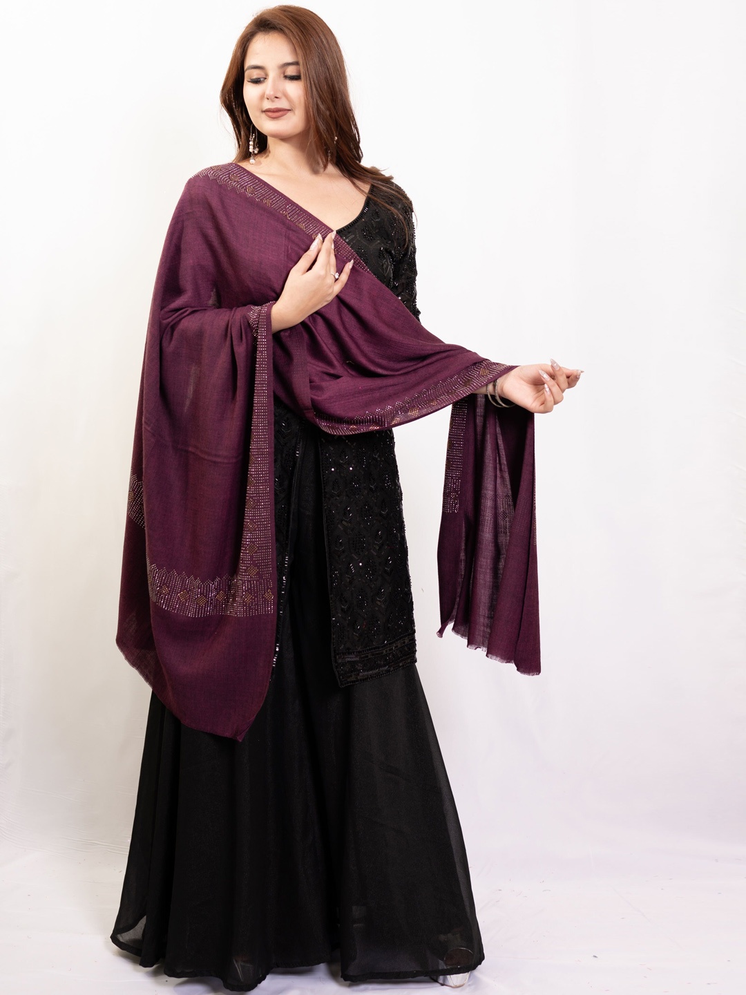 

PASHGIRI Women Woven Design Woollen Shawl, Maroon