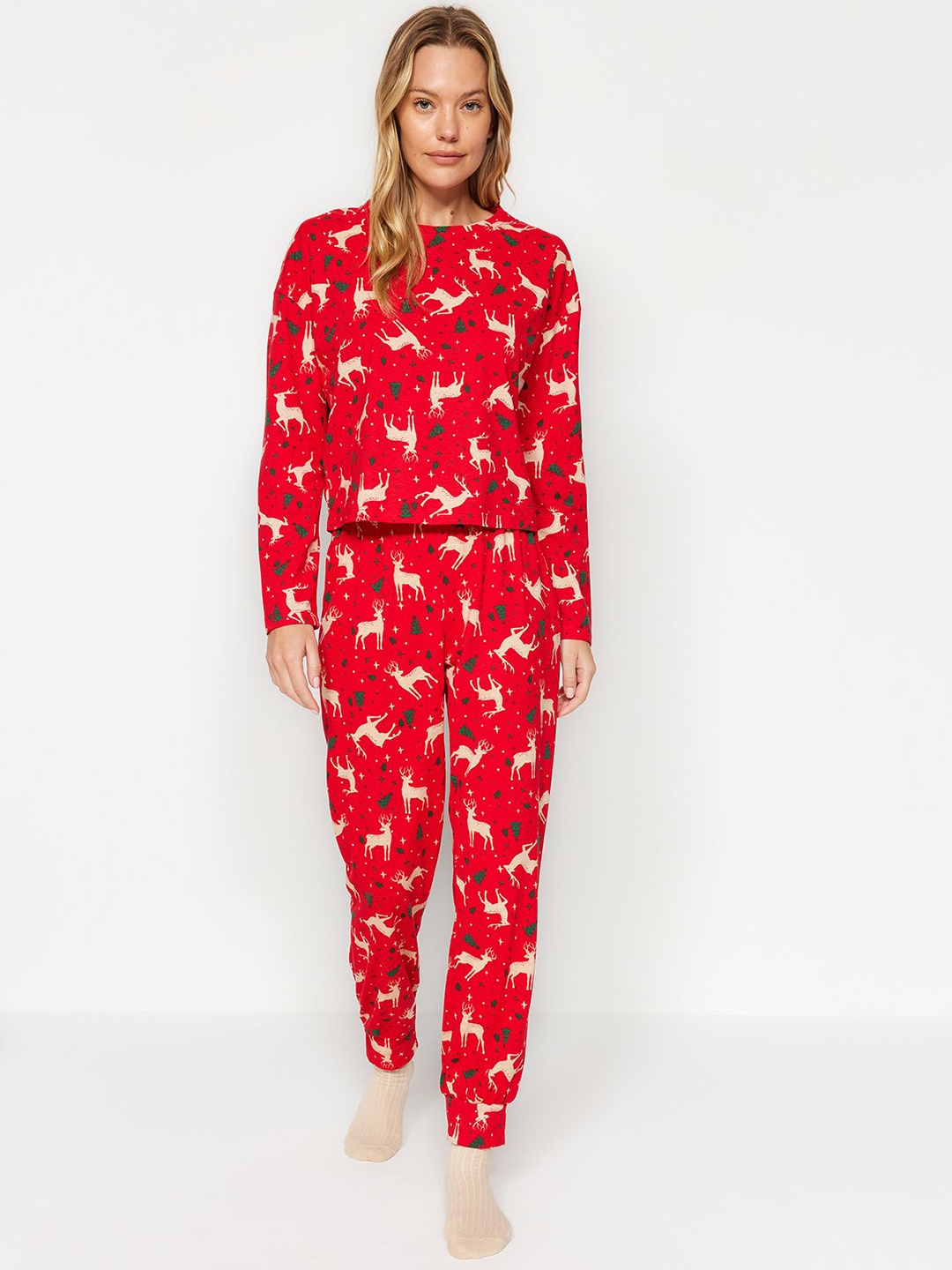 

Trendyol Women Printed Night suit, Red