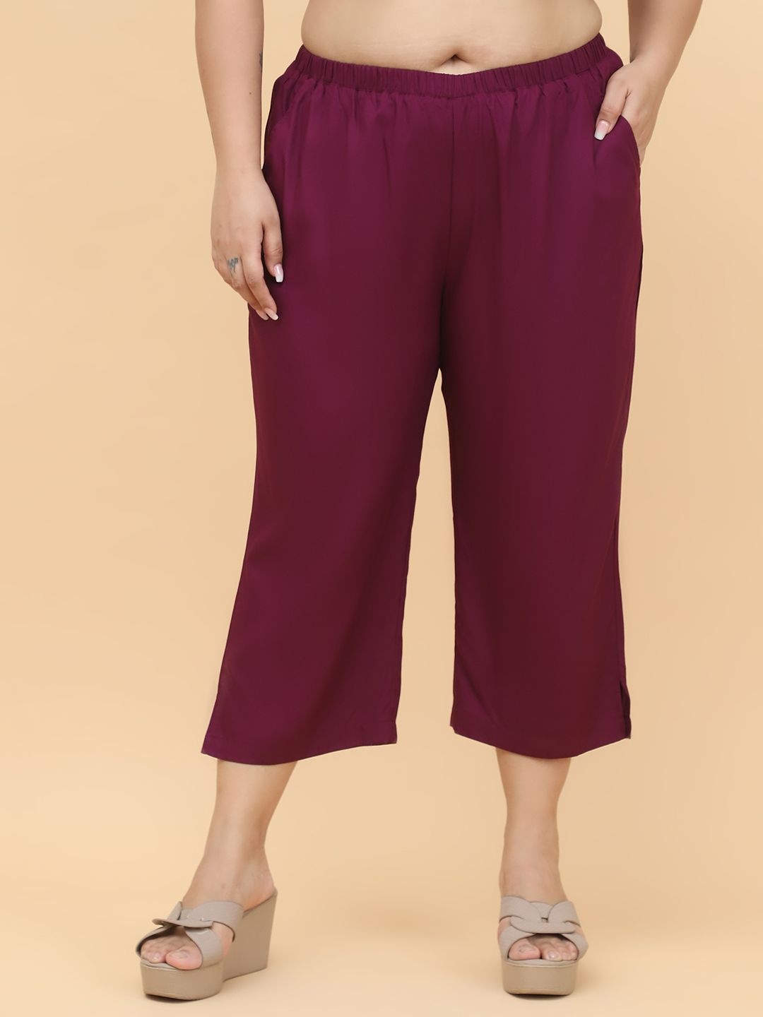 

theRebelinme Women Capris, Burgundy