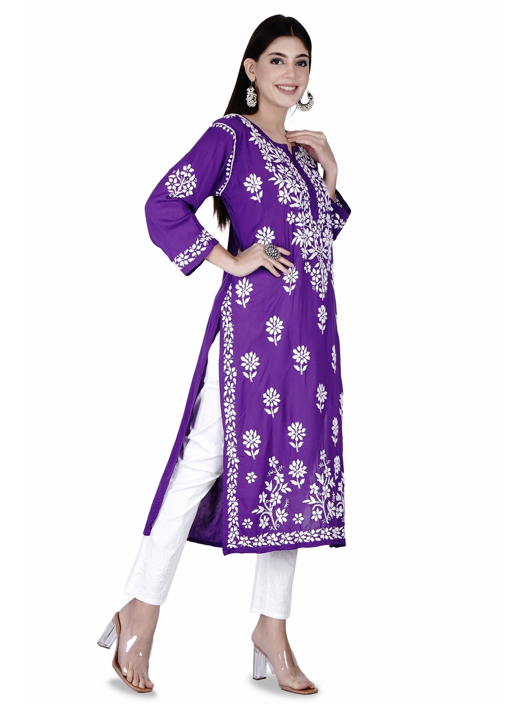 

NAZAQAT ETHNIC INDIA Floral Embroidered Chikankari Notch Neck Straight Kurta, Purple