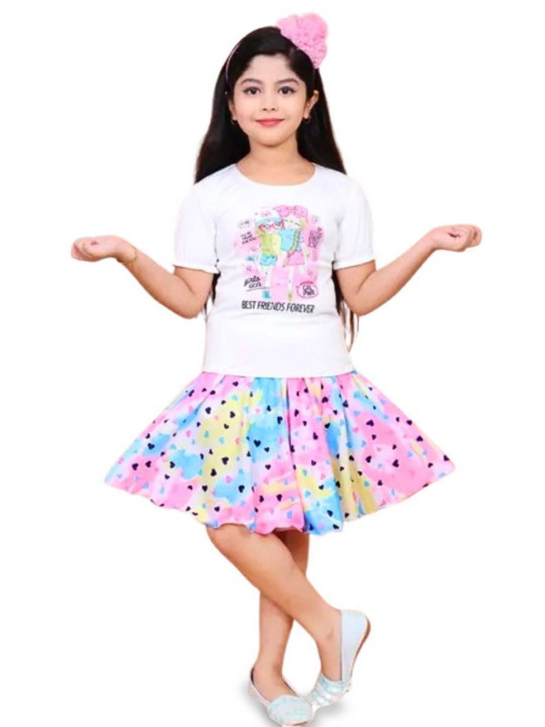 

Fessist Girls Printed Round Neck T-Shirt With Skirt, Pink