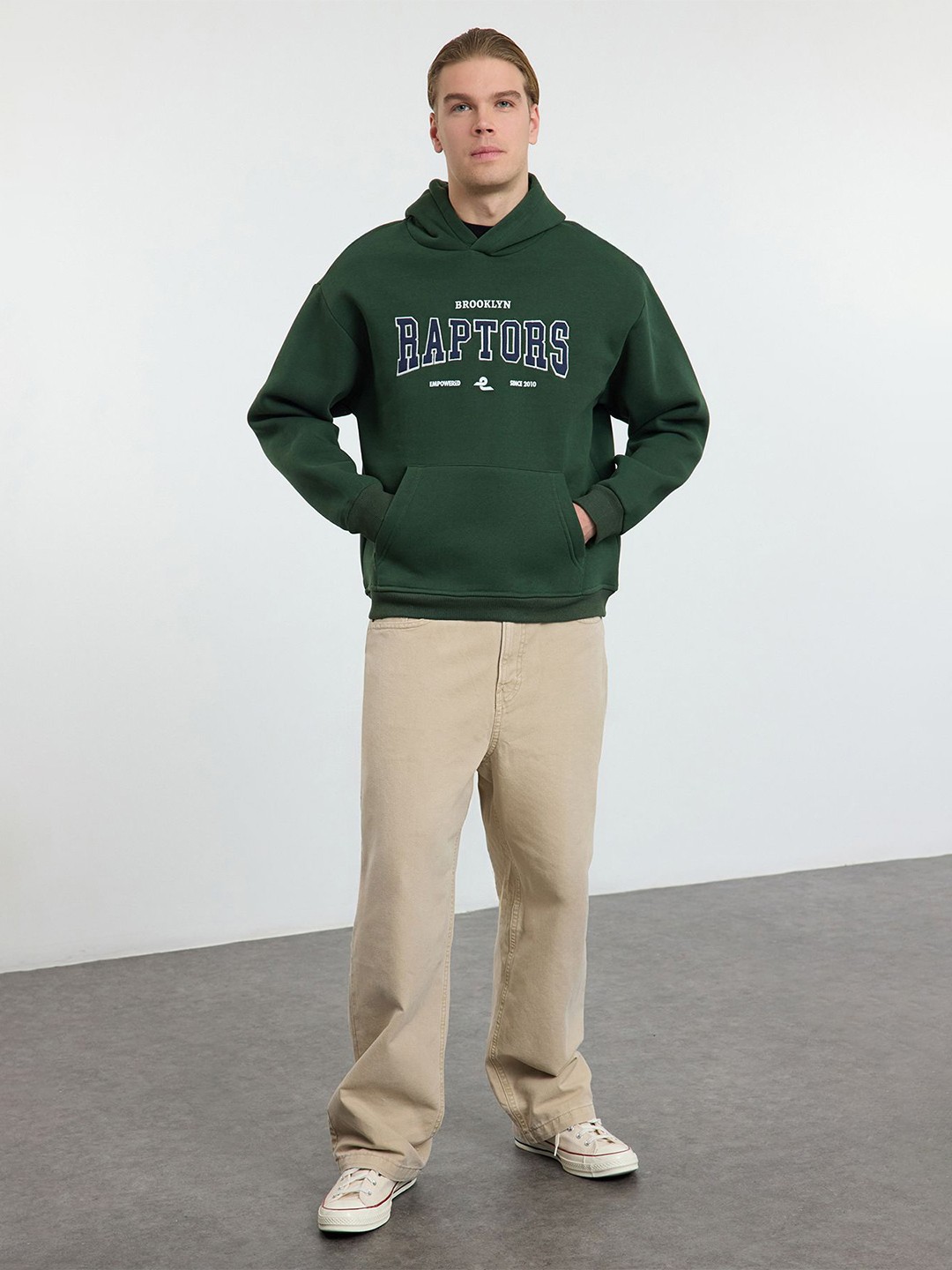 

Trendyol Men Printed Sweatshirt, Na