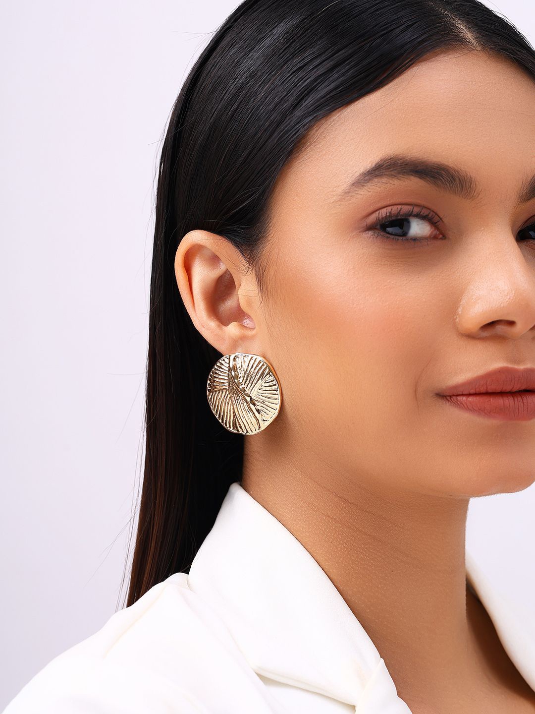 

Priyaasi Gold Plated Circular Studs