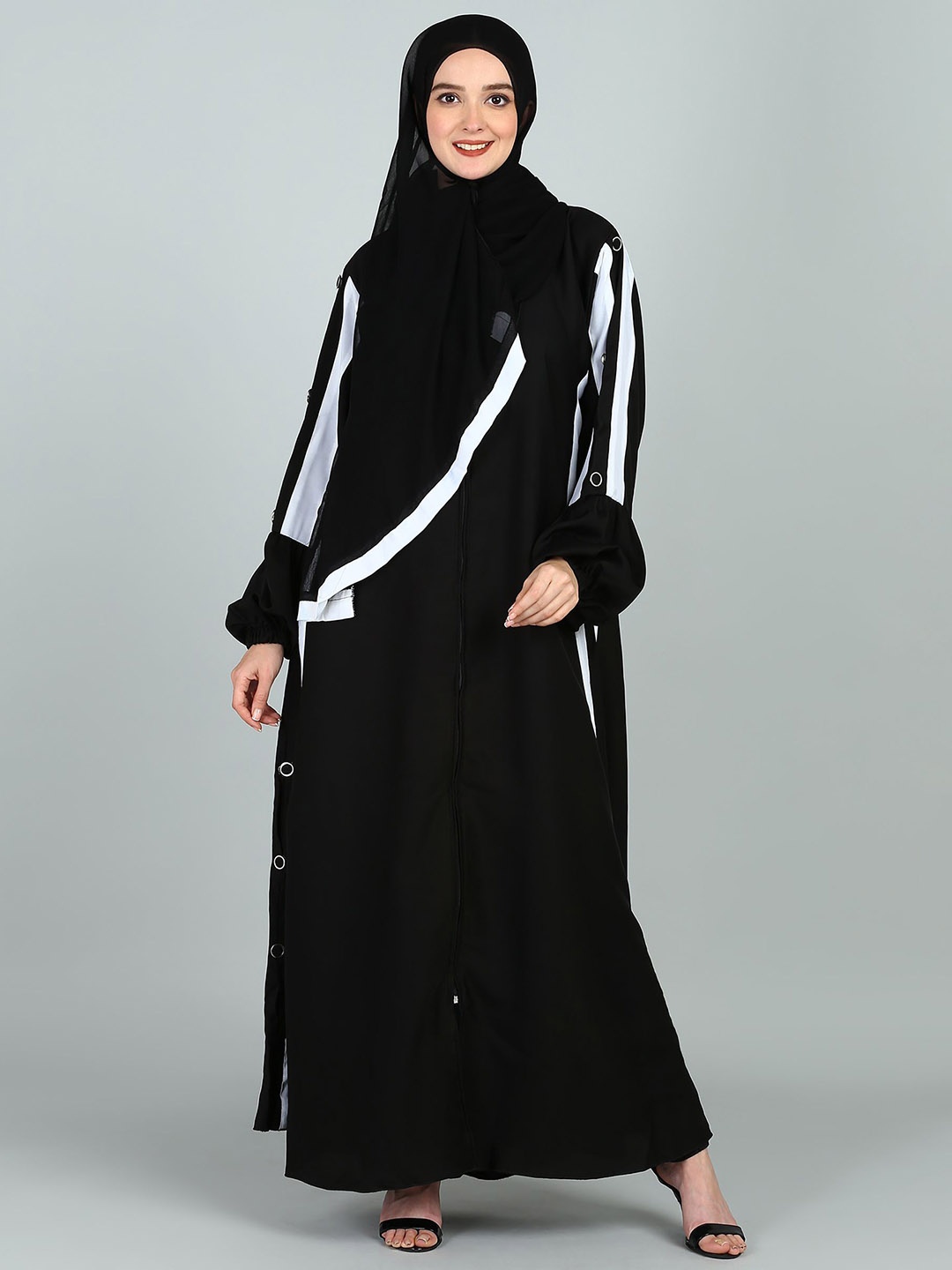 

BROKE BRAND Long Sleeve Abaya With Scarf, Black