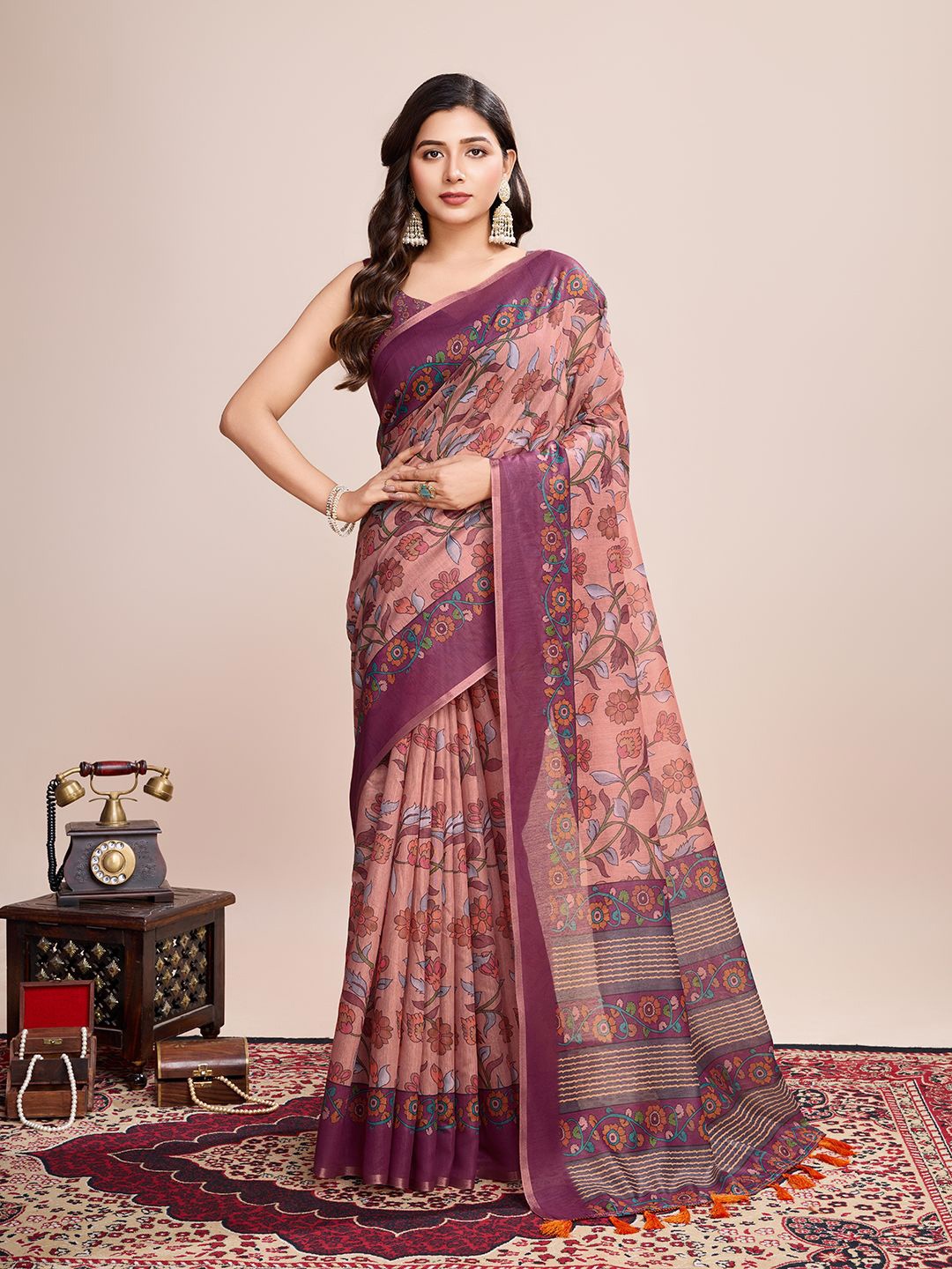 

VARNI FABRICS Floral Zari Pure Linen Saree, Peach