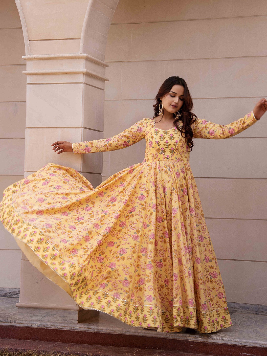 

Pomcha Women Floral Print Fit & Flare Maxi Dress, Yellow
