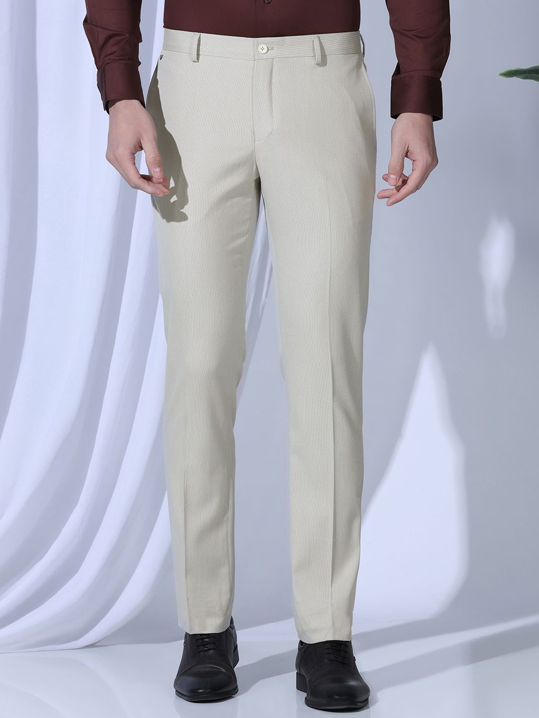 

Blackberrys Men Slim Fit Low-Rise Formal Trousers, Beige