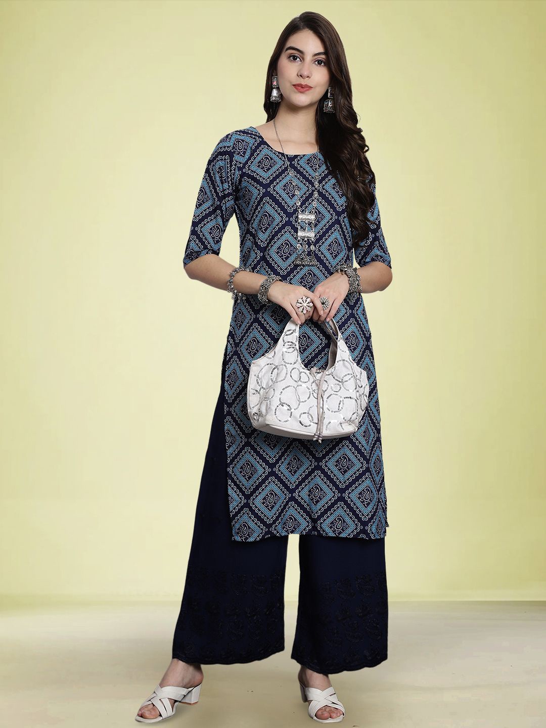 

Moda Rapido Ethnic Motifs Printed Round Neck Straight Kurta, Navy blue