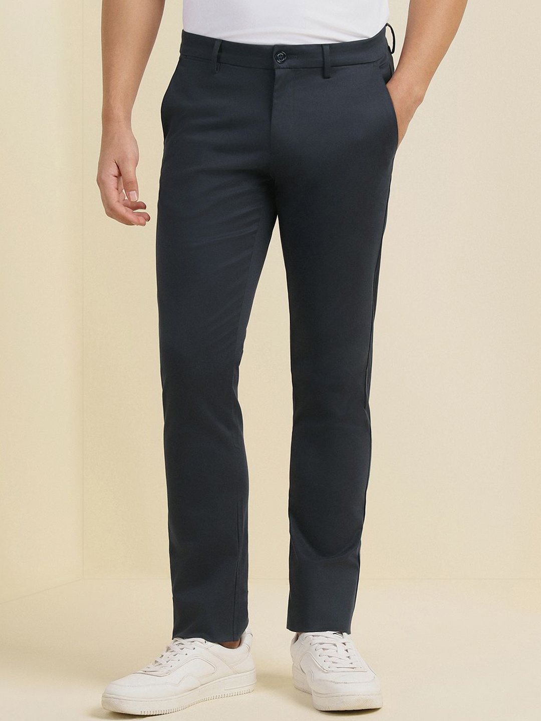 

Allen Solly Men Slim Fit Mid-Rise Trousers, Navy blue