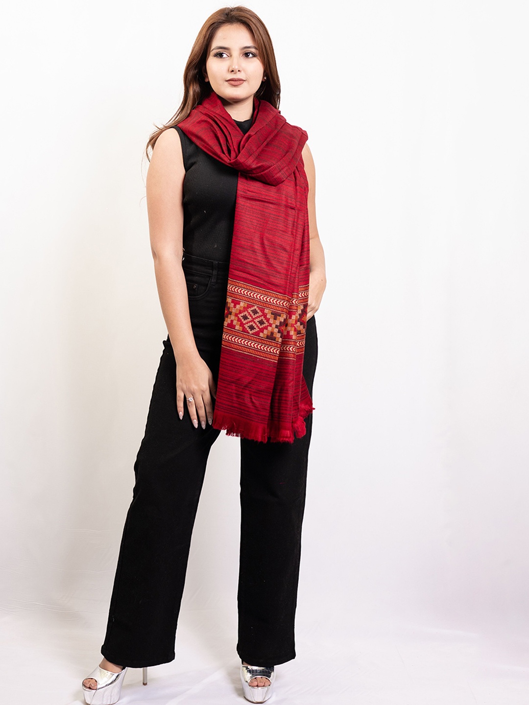 

PASHGIRI Ethnic Motifs Embroidered Pure Woollen Shawl, Maroon