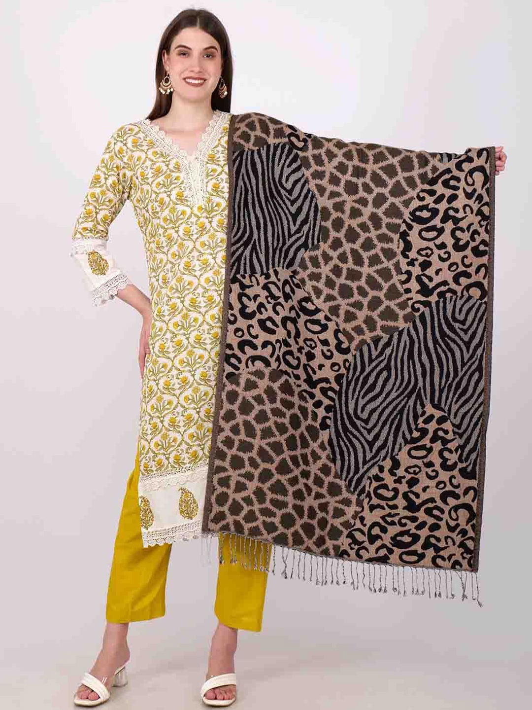 

DressBerry Women Printed Scarf, Brown