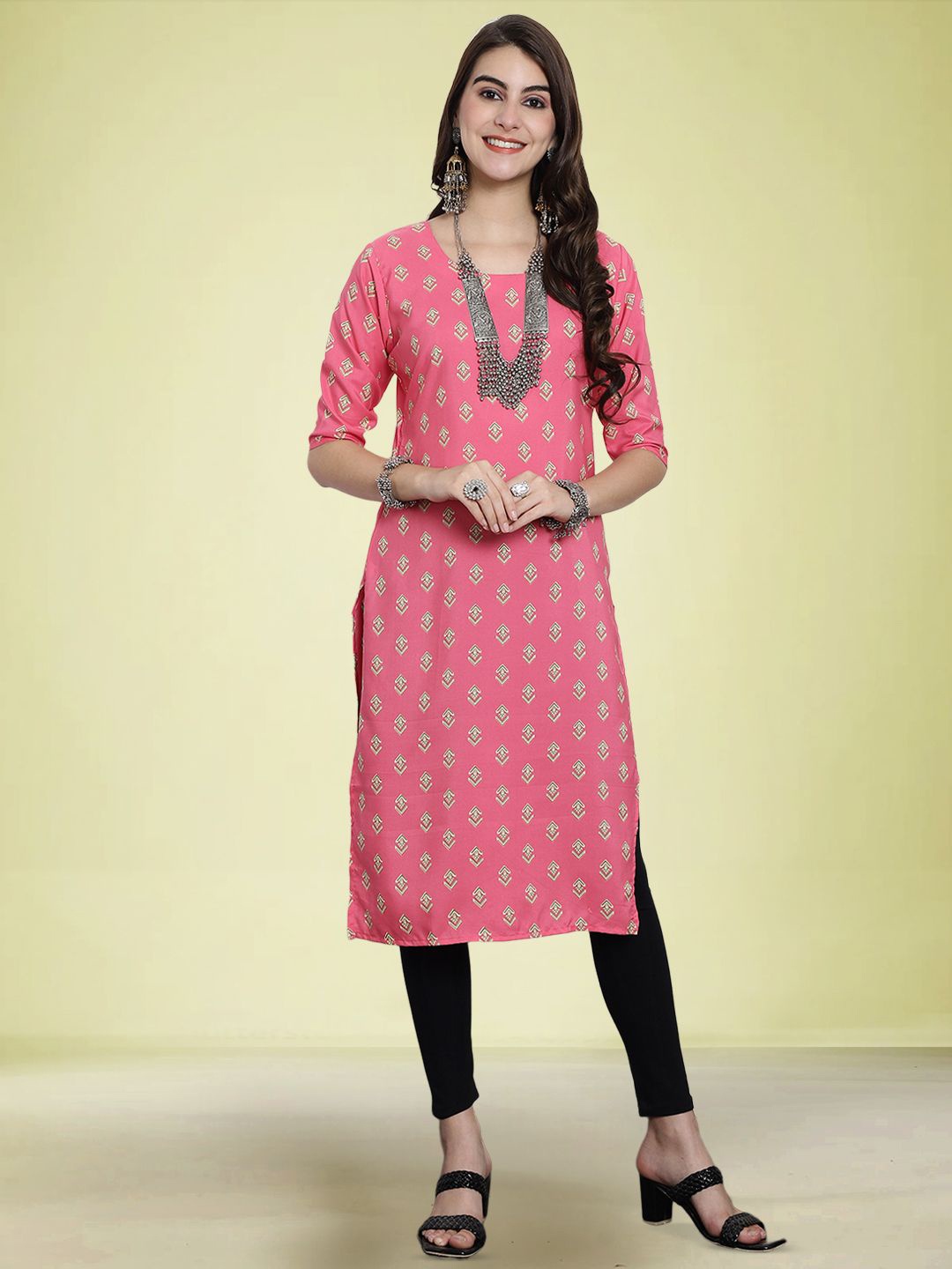 

Moda Rapido Women Ethnic Motifs Printed Round Neck Ethnic Straight Kurta, Pink