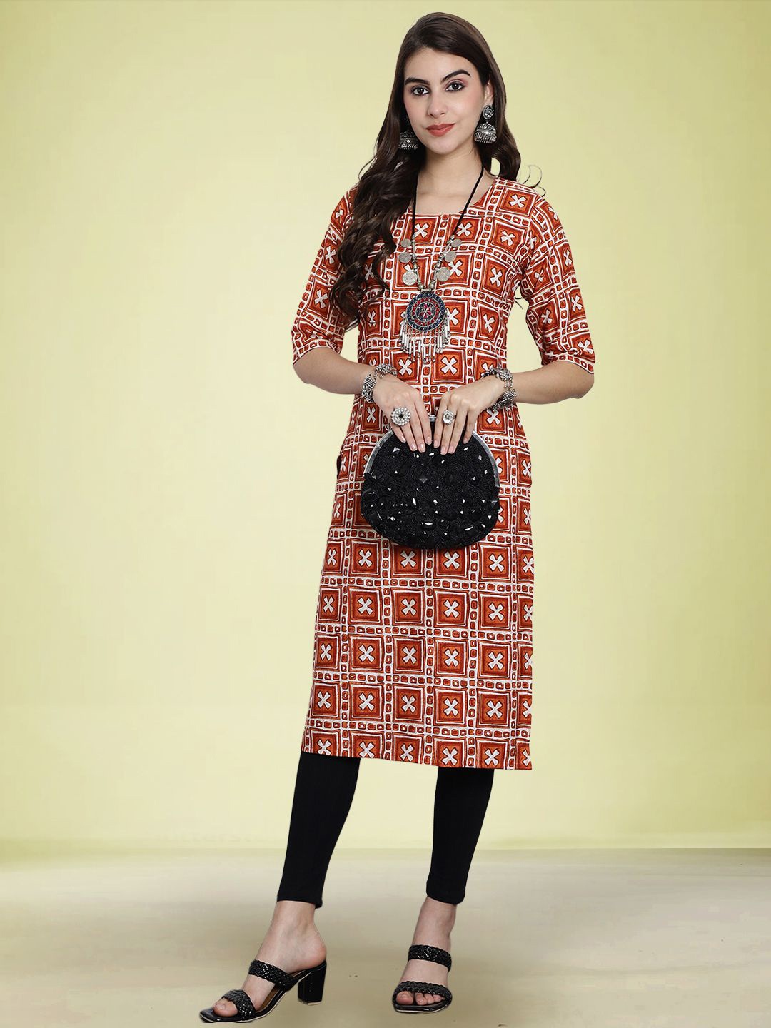 

Moda Rapido Geometric Printed Round Neck Straight Kurta, Orange