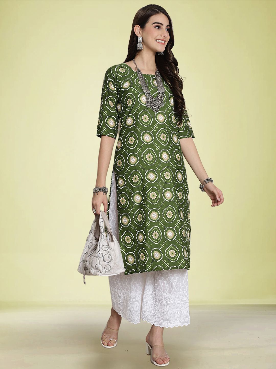 

Moda Rapido Floral Printed Round Neck Straight Kurtas, Olive