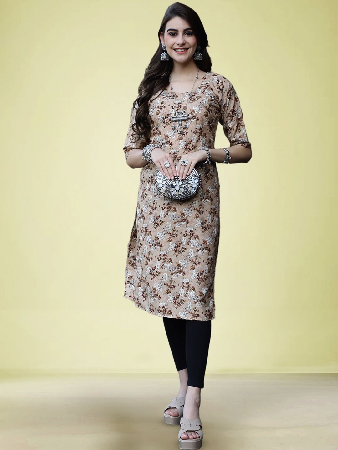 

Moda Rapido Women Ethnic Motifs Printed Straight Kurta, Brown