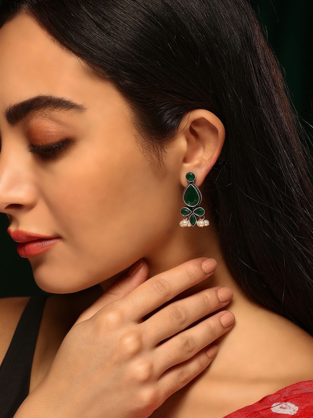 

Priyaasi Silver Plated Emerald Stone Studded & Beaded Teardrop Shaped Drop Earrings