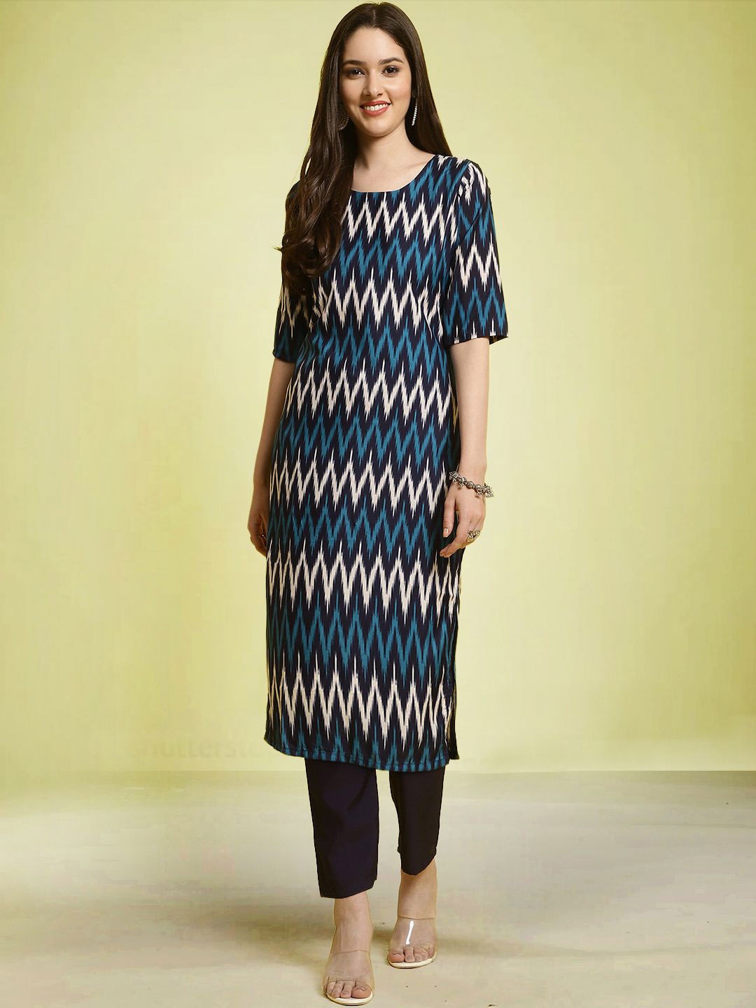 

Moda Rapido Chevron Printed Round Neck Straight Kurta with Trousers, Blue