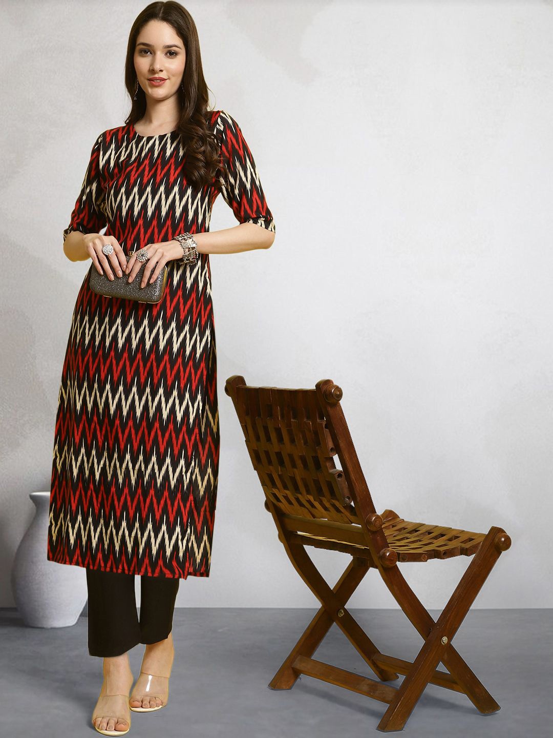 

7Threads Chevron Printed Round Neck Straight Kurta With Trousers, Black