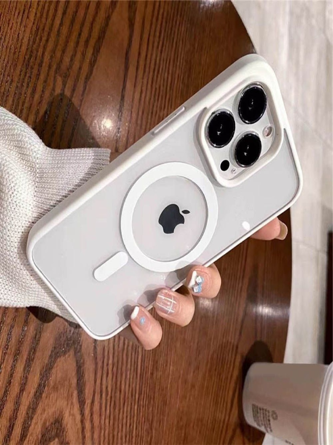

Luxury Kase Solid Printed iPhone 14 Pro Back Case Mobile Accessories, White