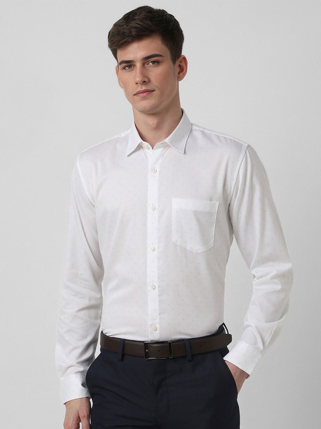 

Peter England Men Slim Fit Spread Collar Geometric Printed Cotton Formal Shirt, White