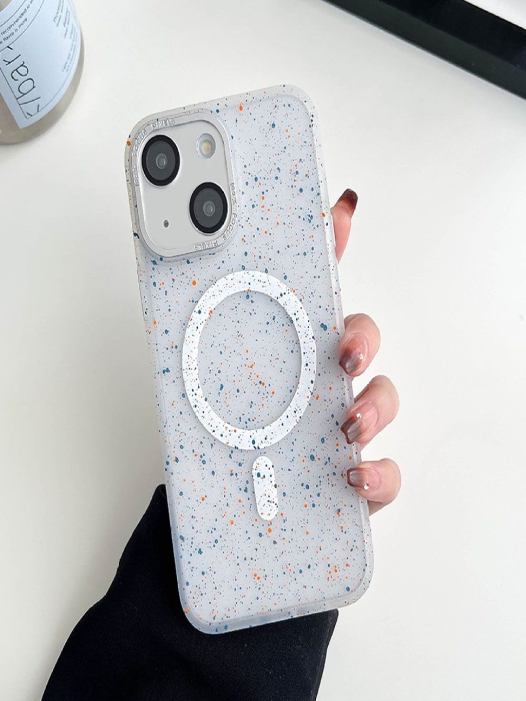 

Luxury Kase LK098 Anti-Splash Magnetic Wireless Charging iPhone 14 Back Case, White