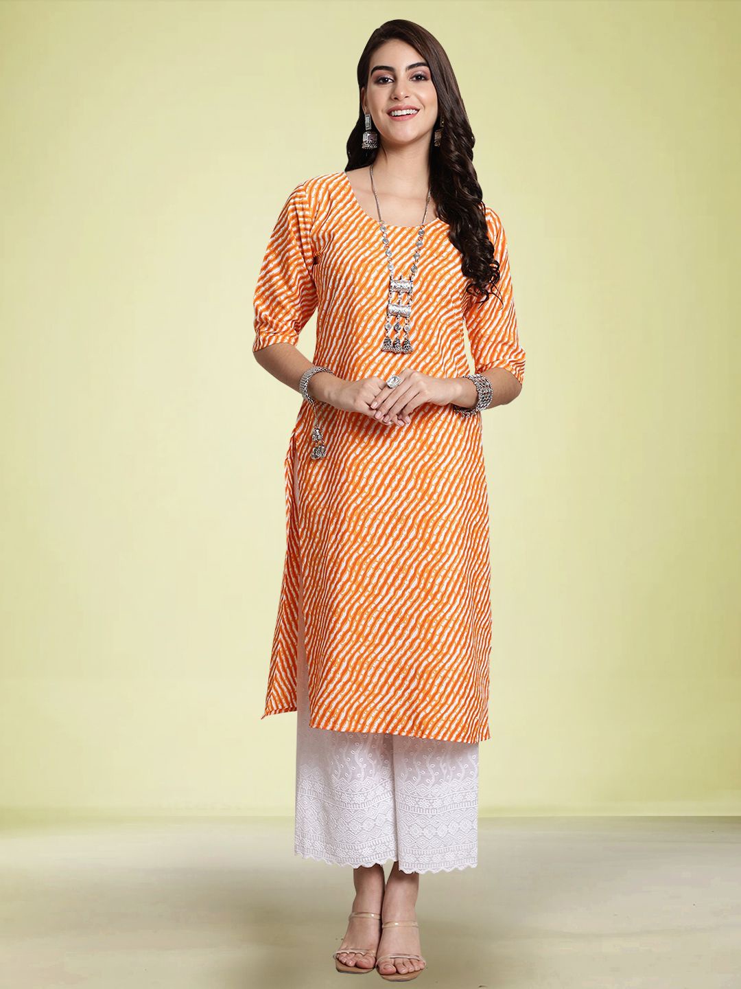 

Moda Rapido Women Printed Straight Kurta, Orange